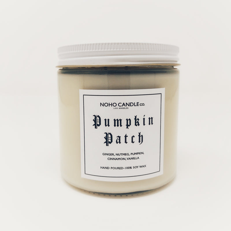 The 16-oz jar for the pumpkin patch candle.  It comes with a white lid and the color scheme is mostly white with some hints of black.  The candle comes in a glass jar.